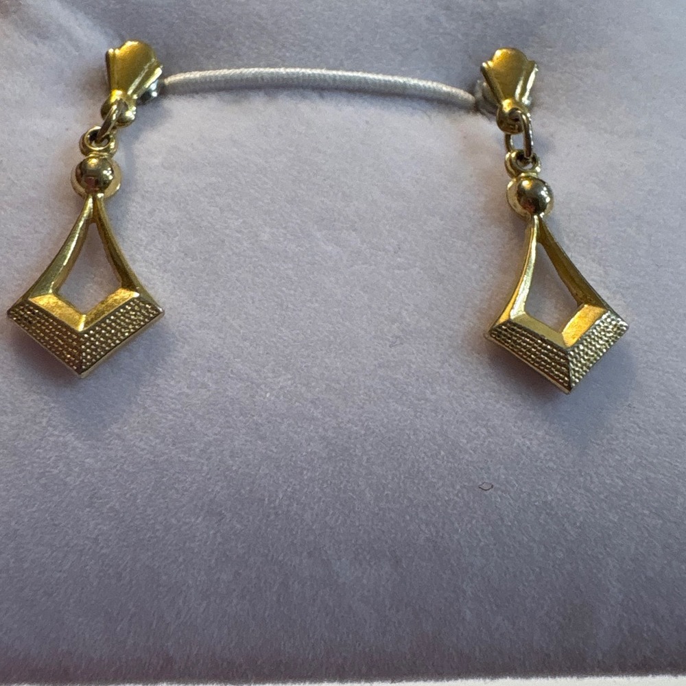 1960s Gold Tone Geometric Open Diamond Drop Dangle Earrings Textured Finish - Picture 8 of 12